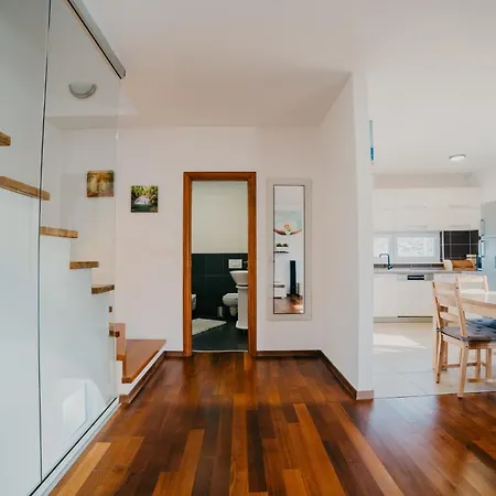 Lavender With Pool And Wellness Villa *