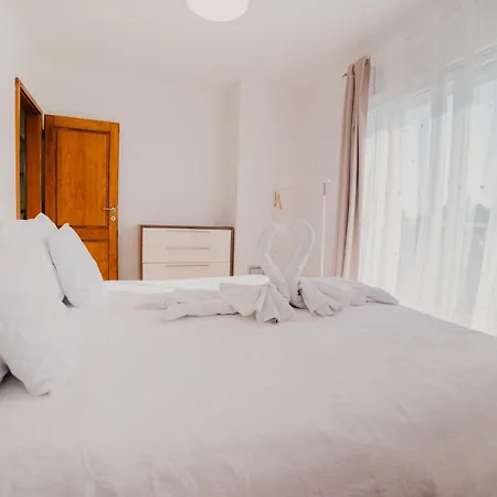 Lavender With Pool And Wellness