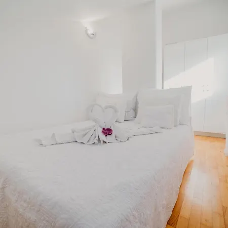 Villa Lavender With Pool And Wellness *