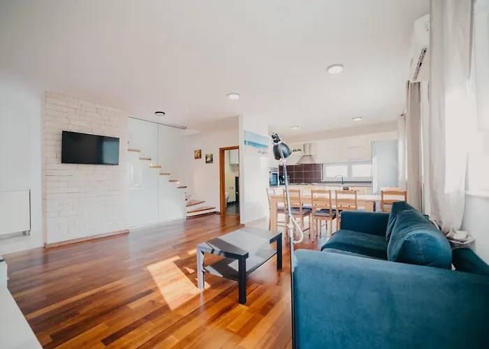 Вилла Lavender With Pool And Wellness *