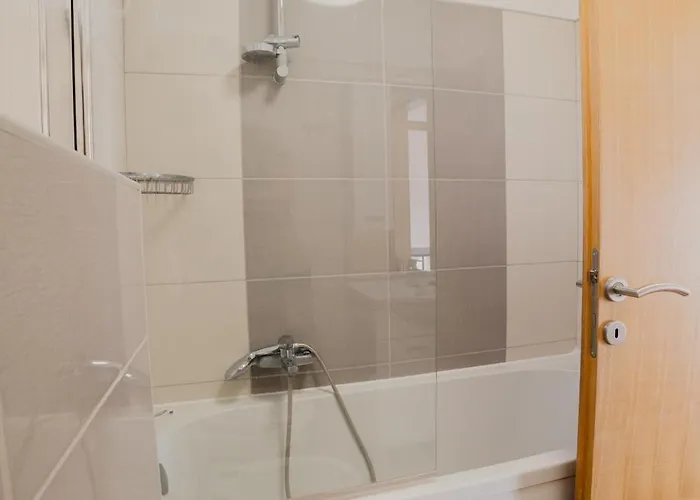 Вилла Lavender With Pool And Wellness *