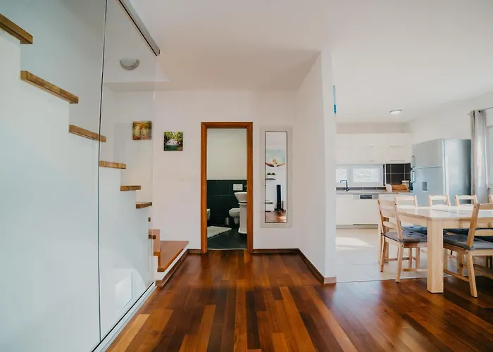 Lavender With Pool And Wellness Вилла *