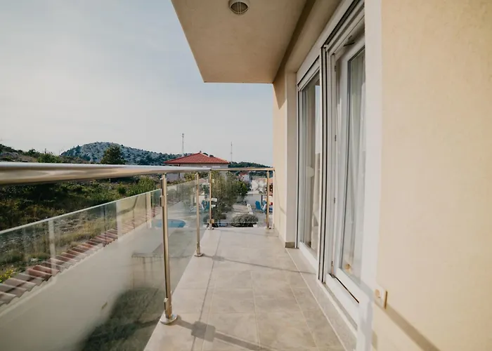 Вилла Lavender With Pool And Wellness *