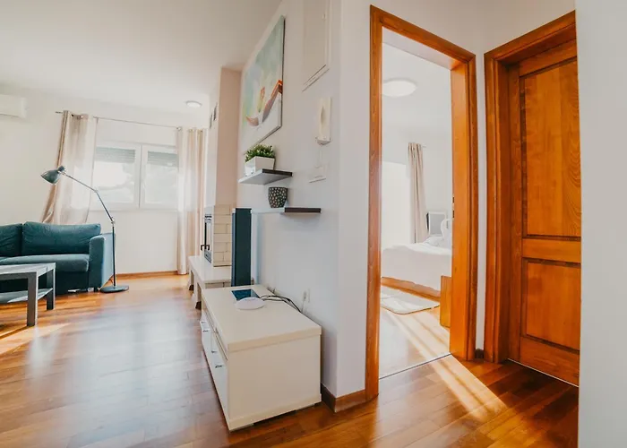 Вилла Lavender With Pool And Wellness *