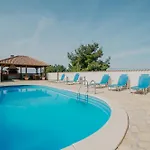 Lavender With Pool And Wellness Villa Drage