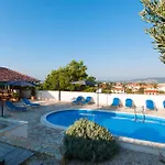 Lavender With Pool And Wellness Villa Drage