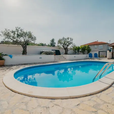 Villa Dva With Pool And Wellness Drage