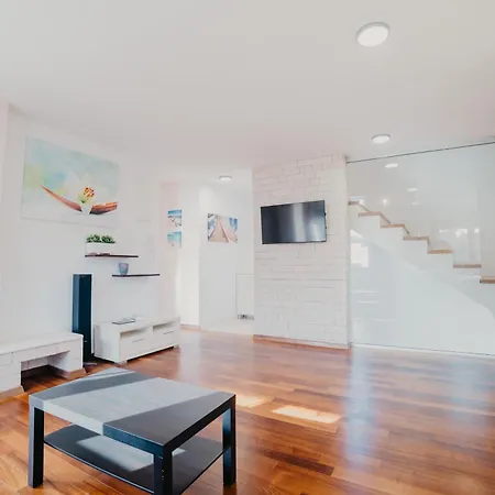 Lavender With Pool And Wellness * Drage