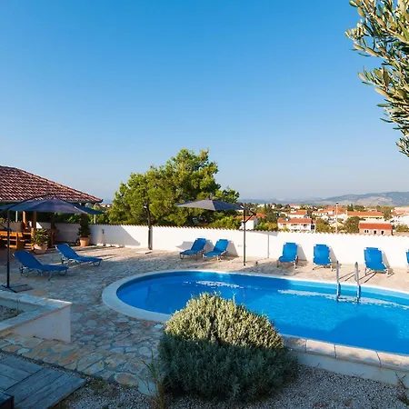 Dva With Pool And Wellness Villa Drage