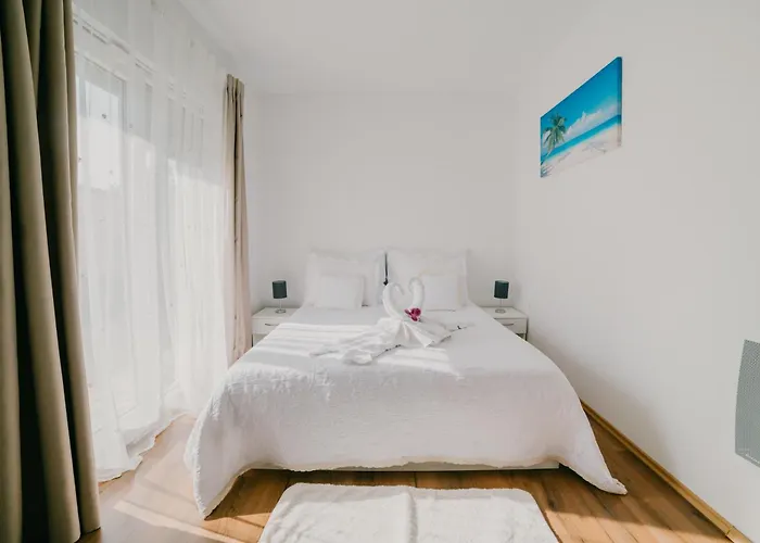 Lavender With Pool And Wellness Villa Drage