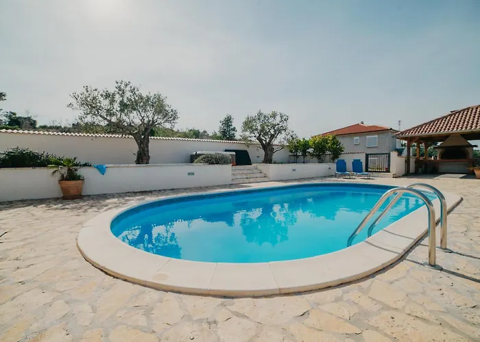 Villa Lavender With Pool And Wellness Drage