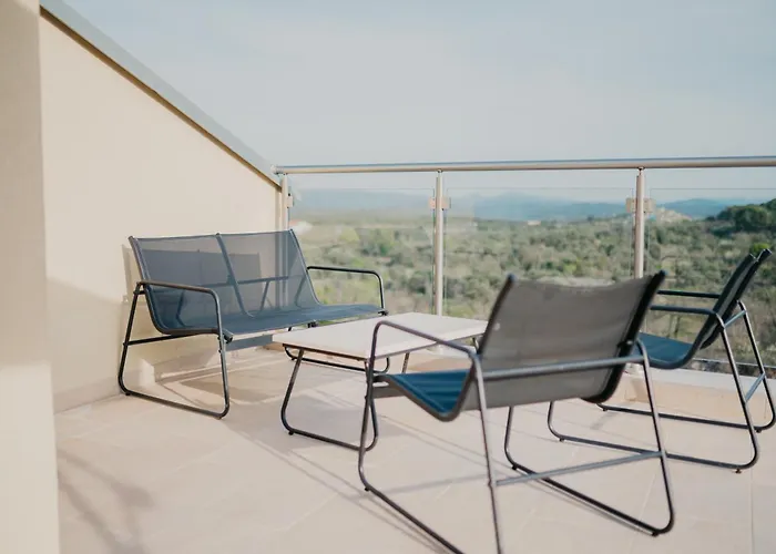 Lavender With Pool And Wellness Drage