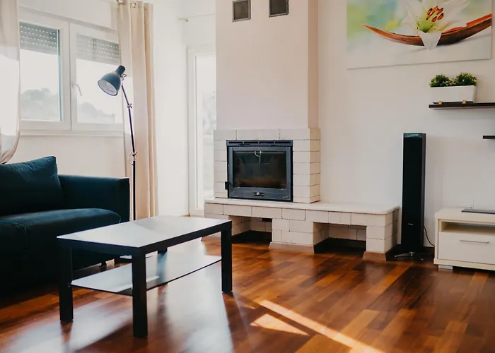 Lavender With Pool And Wellness Villa *